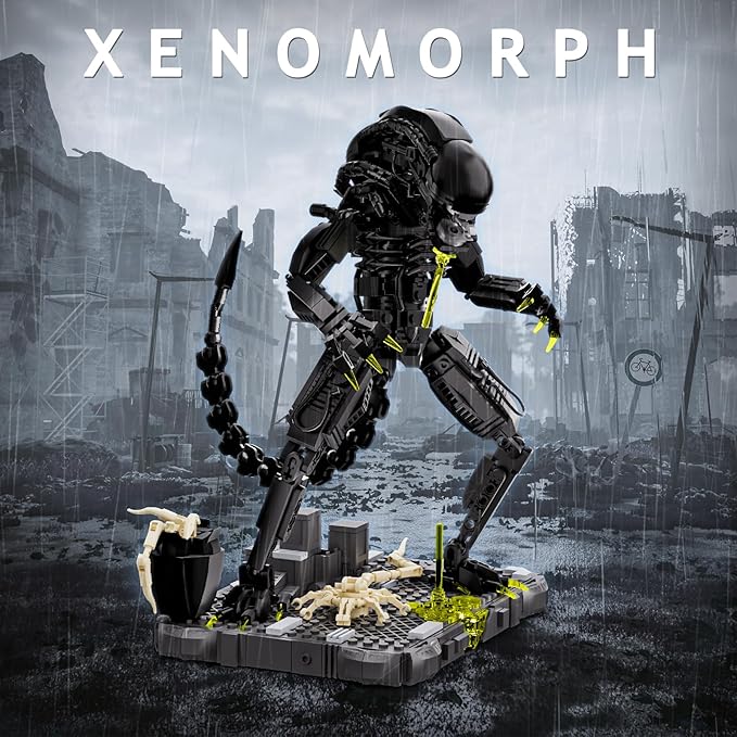 Xenomorph Building Set Xenomorph Action Figures Building Set for Adults with Support Base and Little Facehugger Horror Gifts for Fans Friends Birthday Christmas Halloween