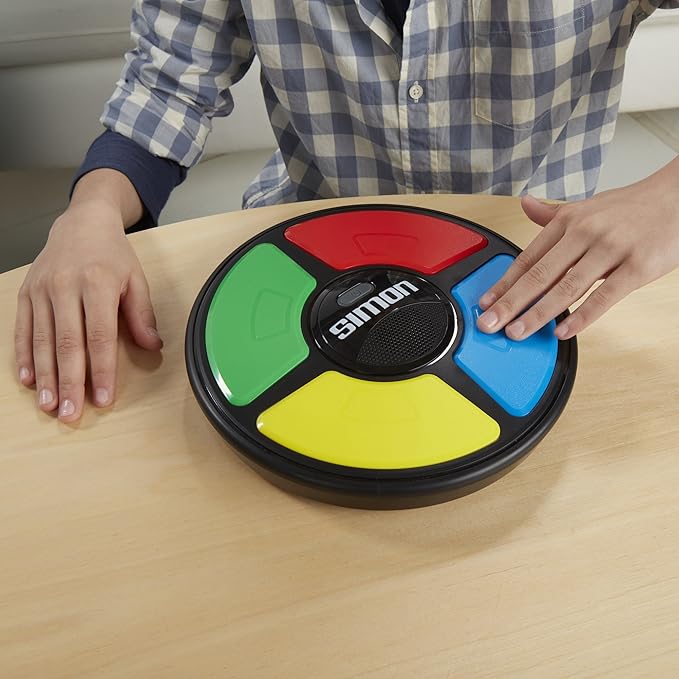 Hasbro Gaming Classic Simon Board Game