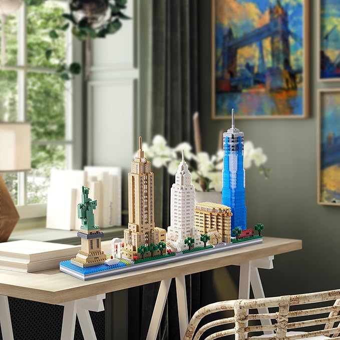 New York Iconic Architecture Skyline Micro Building Blocks – Challenging Construction Set for Adults and Teens 14+ 3452 Pieces Perfect Home and Office Decoration Gift for Friends