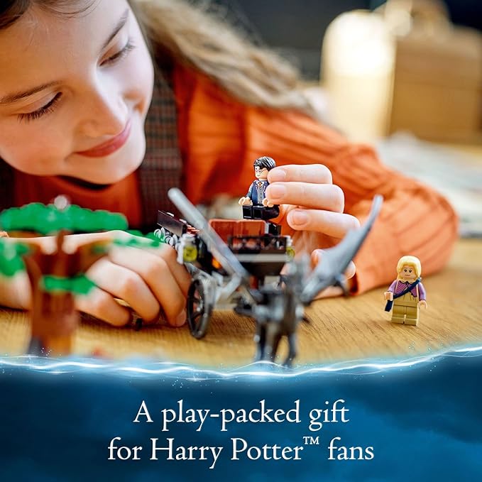 LEGO Harry Potter Hogwarts Carriage &amp Thestrals Set 76400 Building Toy for Kids 7 Plus Years Old with 2 Winged Horse Figures and Luna Lovegood Minifigure