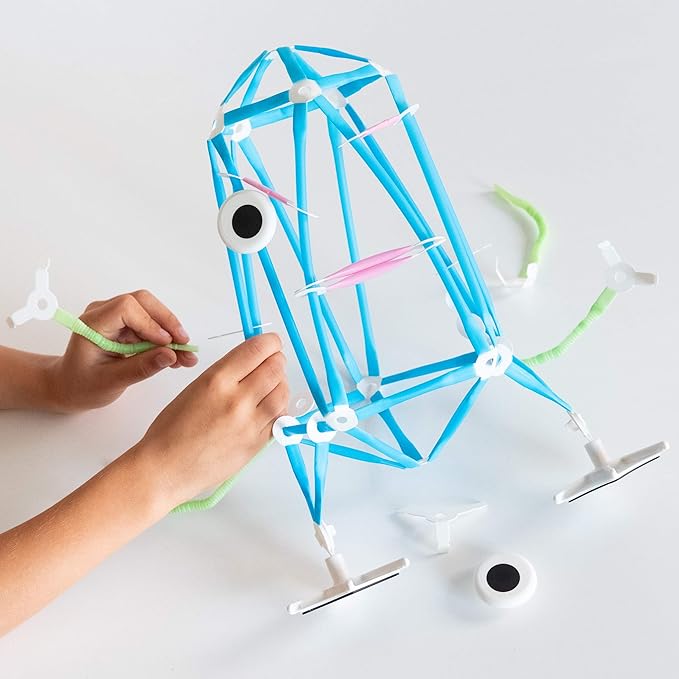 Strawbees Creature Creator Kit - Educational Connecting Toys for Makers &amp Families Building Toy Toolbox with Straws and Connectors for Creative STEM Exploration in Schools &amp Home Learning