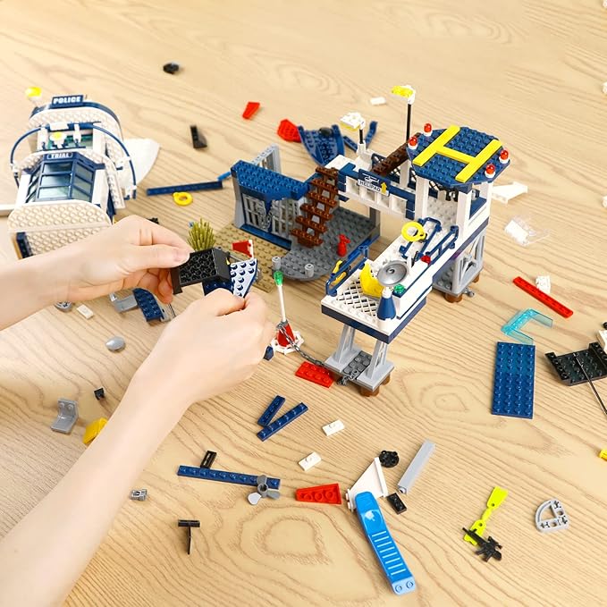 City Police Station STEM Building Sets Compatible with Lego Military Helicopter AirplaneBoats Ship Swat TeamBuilding Kit for Kids 565 PCS Best Gift for 6-10 Boys