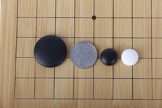 Mini Go Set: 13-line Nanzhu Go Board Solid Wood Small Go Stone Jar 1.2cm Black and White Go Stones