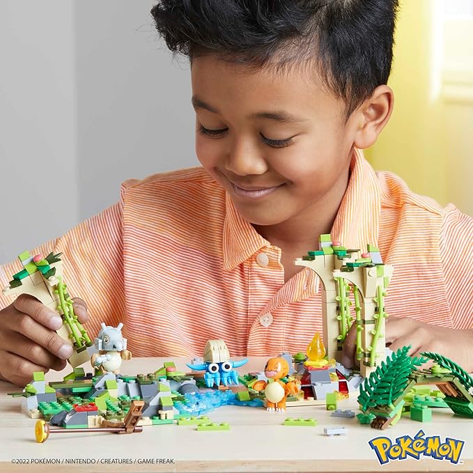 MEGA Pokemon Action Figure Building Toy Jungle Ruins with 464 Pieces Motion and 3 Characters Cubone Charmander Omanyte Gift Idea for Kids