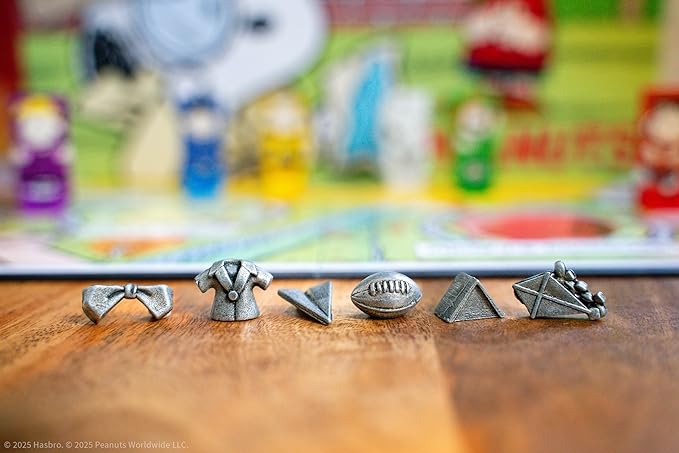 CLUE: Peanuts Board Game Solve The Mystery of Linus's Missing Blanket with Charlie Brown Snoopy &amp Friends Explore Iconic Locations Like Lucy’s Booth &amp Charlie’s House Officially Licensed