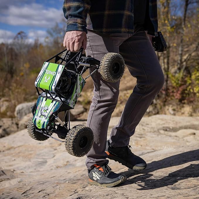 Axial RC Crawler 1/8 AXP8 Gilamon 2.2 4X4 RTR Brushed Trail Buggy Green (Battery and Charger Not Included) AXI-1207T1