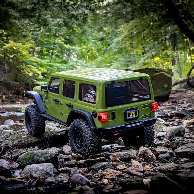 Axial RC Truck 1/6 SCX6 Jeep JLU Wrangler 4WD Rock Crawler RTR (Batteries and Charger Not Included): Green AXI05000T1
