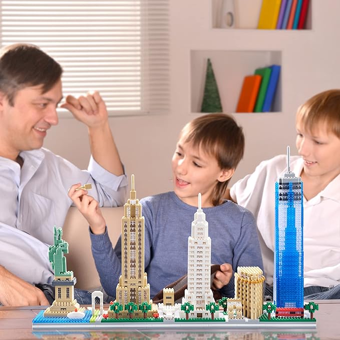 New York Iconic Architecture Skyline Micro Building Blocks – Challenging Construction Set for Adults and Teens 14+ 3452 Pieces Perfect Home and Office Decoration Gift for Friends