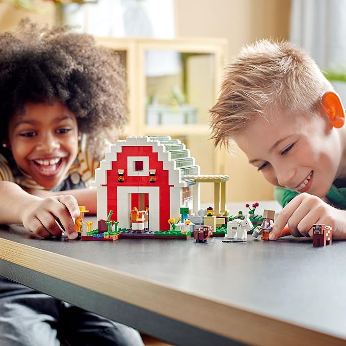 LEGO Minecraft The Red Barn 21187 Building Toy Set for Kids Girls and Boys Ages 9+ (799 Pieces)