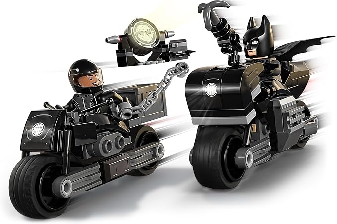 Lego DC Batman: Batman &amp Selina Kyle Motorcycle Pursuit 76179 Building Kit Cool Super-Hero Toy for Kids Aged 6+ (149 Pieces)