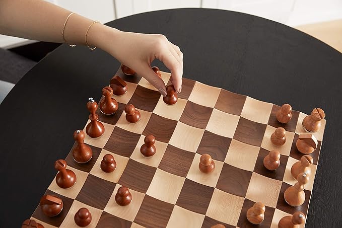 Umbra Wobble Chess Set Walnut