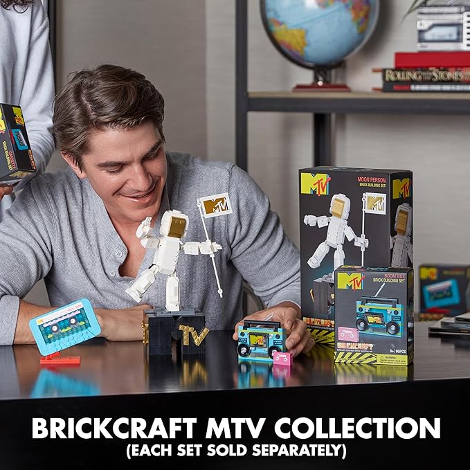 Brickcraft MTV Moon Person Building Set (510 Pieces) – MTV Trophy Collectible Display Model Officially Licensed Construction Kit – Great Christmas for Music Fans &amp Builders