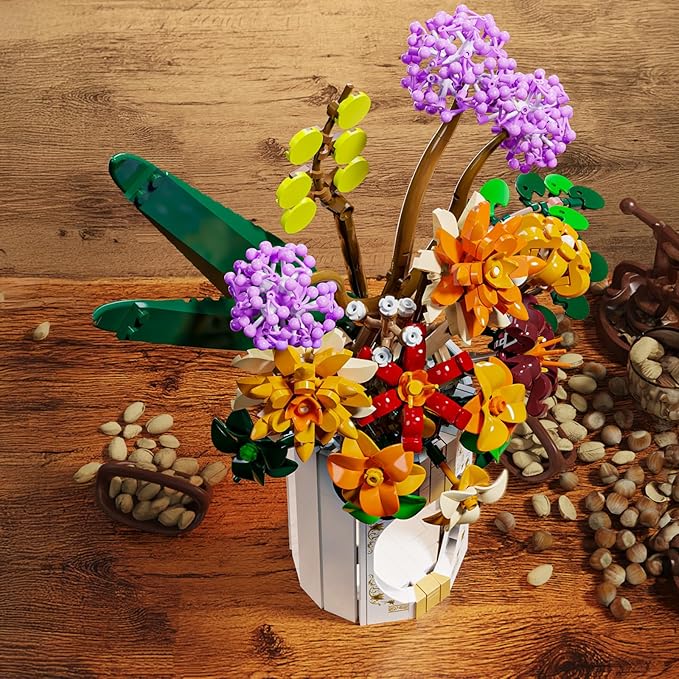 FANTASY&ampCo. Elegant Floral Display Building Kit with Vase | DIY Flower Bouquet Blocks for Adults &amp Teens | Unique Home Decor Centerpiece | Perfect Festival Gift for Family (890+ Pcs)