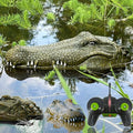2.4 GHz Remote Control Alligator Head Boat RC Boats - Large Resin Decoy and Floating Crocodile Head Toy Rechargeable Battery Prank Toys Remote Controlled Boat Lake &amp Pool
