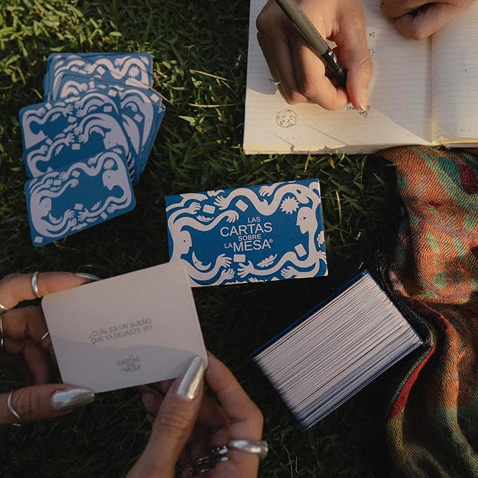 – Spanish Edition - 152 Table Topics Conversation Cards for Meaningful Connections | Perfect for Friends Families &amp Couples | Great for All Occasions