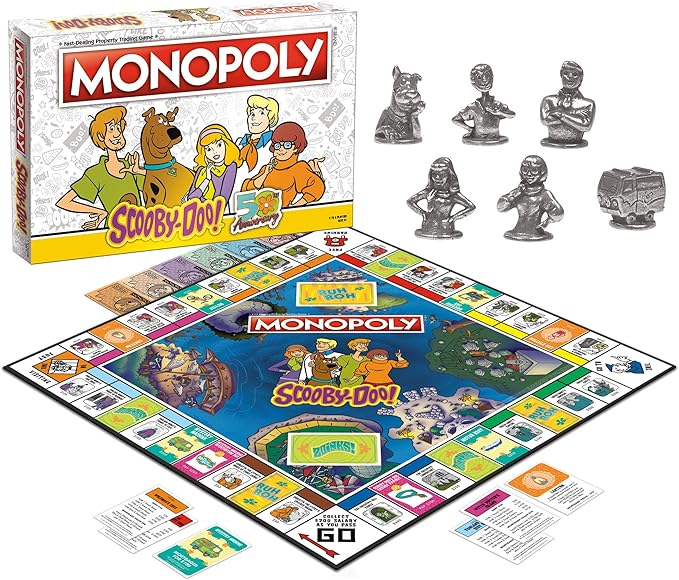 USAOPOLY Monopoly Scooby-Doo! Board Game | Official Merchandise Based on the Popular Cartoon | Classic Monopoly Game Featuring Characters